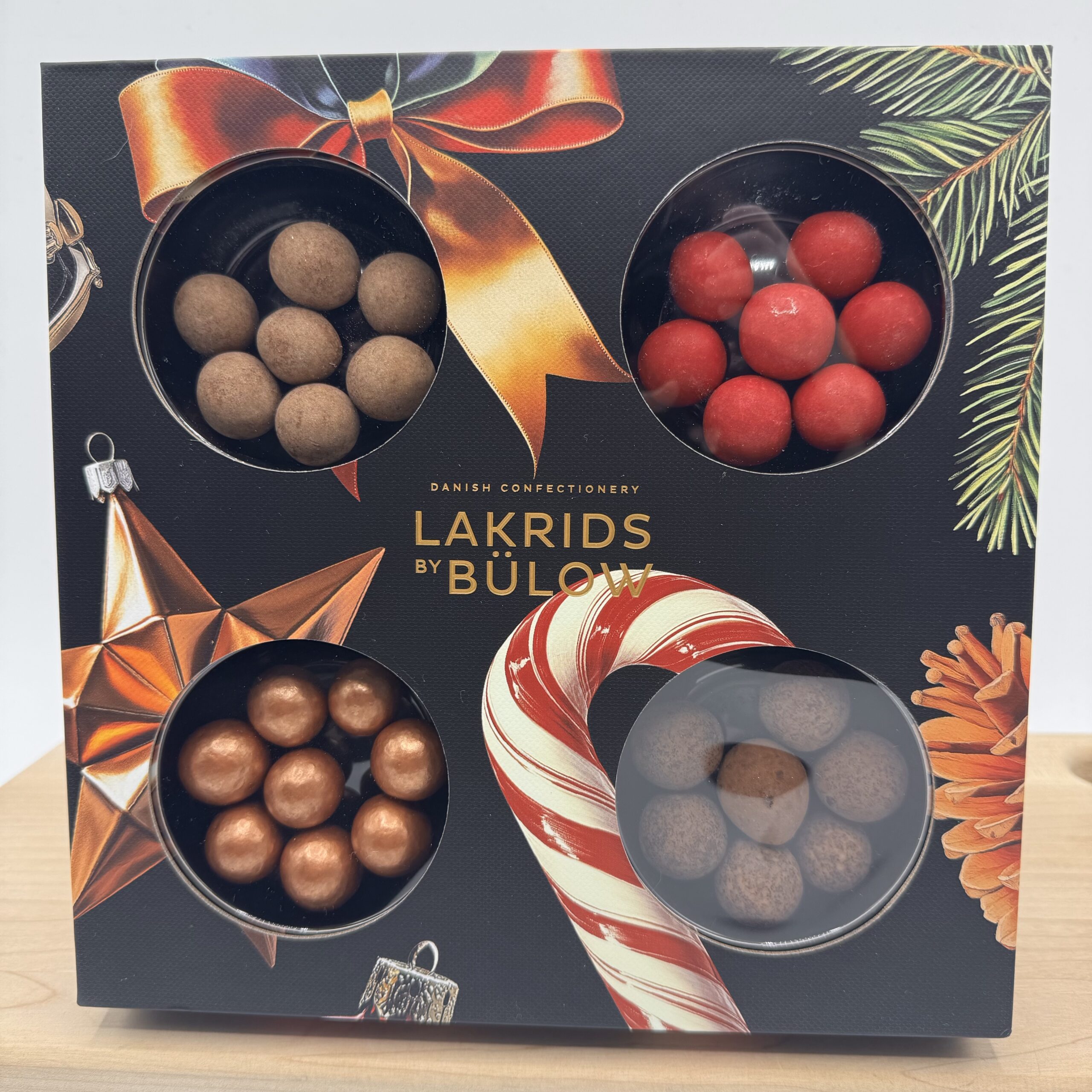 Lakrids by Bülow SMALL WINTER SELECTION BOX 175g